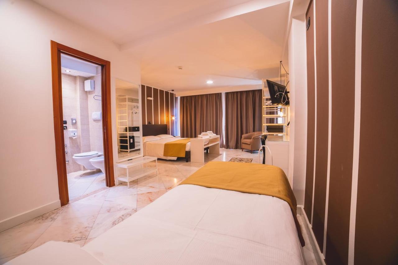 Hotel Continental Реджо ди Калабрия Екстериор снимка