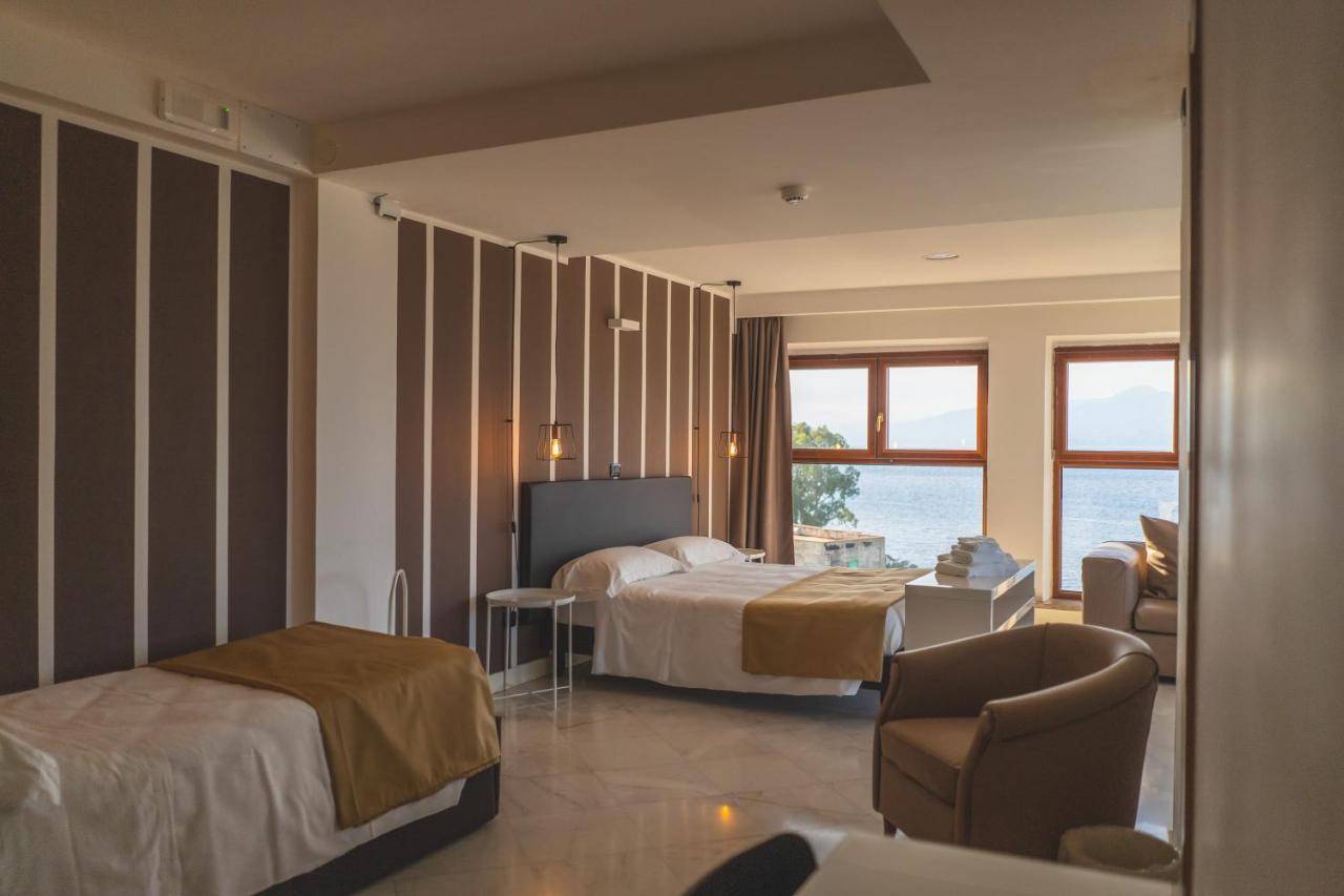 Hotel Continental Реджо ди Калабрия Екстериор снимка
