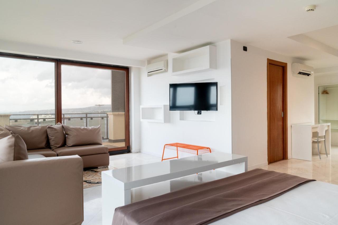 Hotel Continental Реджо ди Калабрия Екстериор снимка