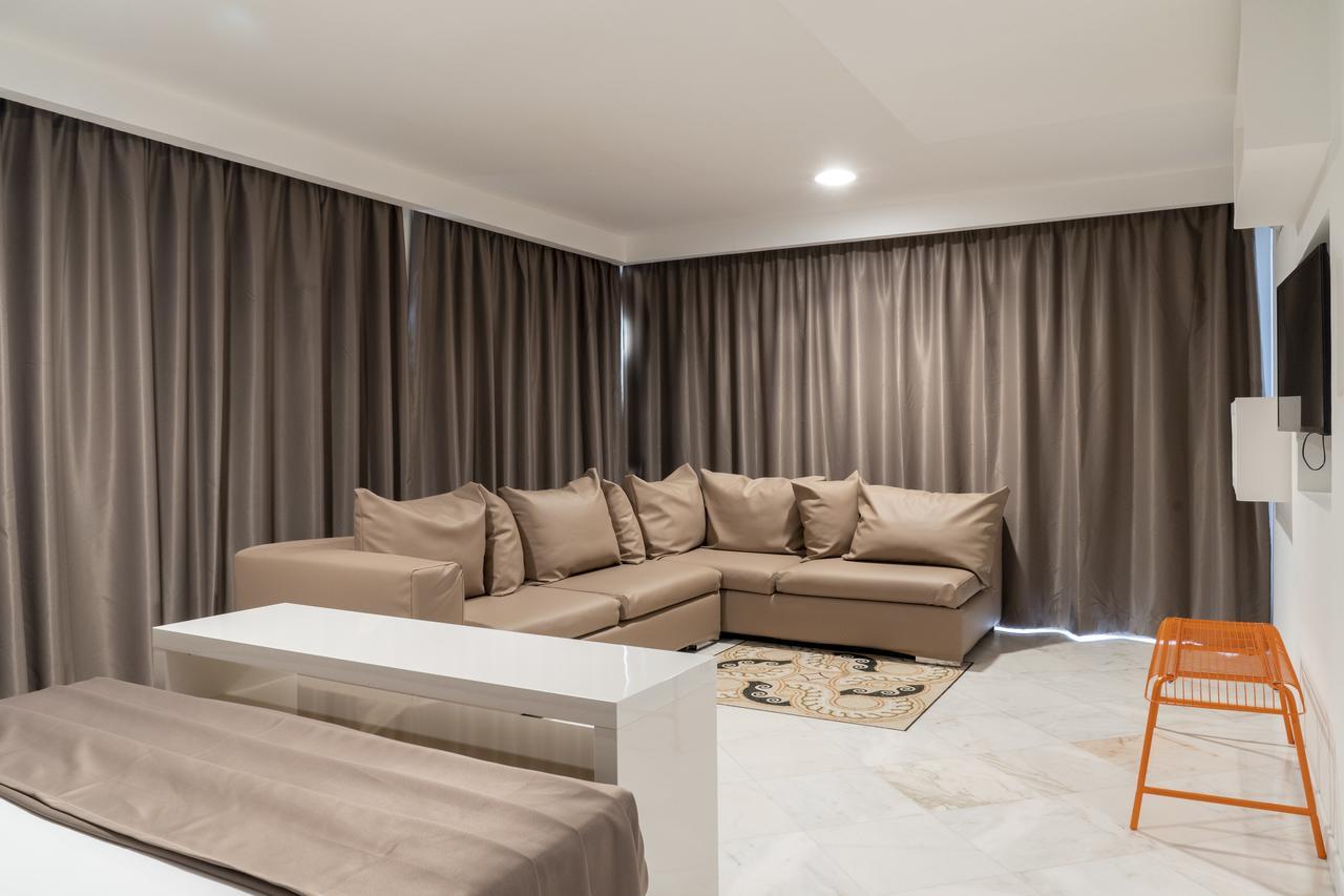 Hotel Continental Реджо ди Калабрия Екстериор снимка