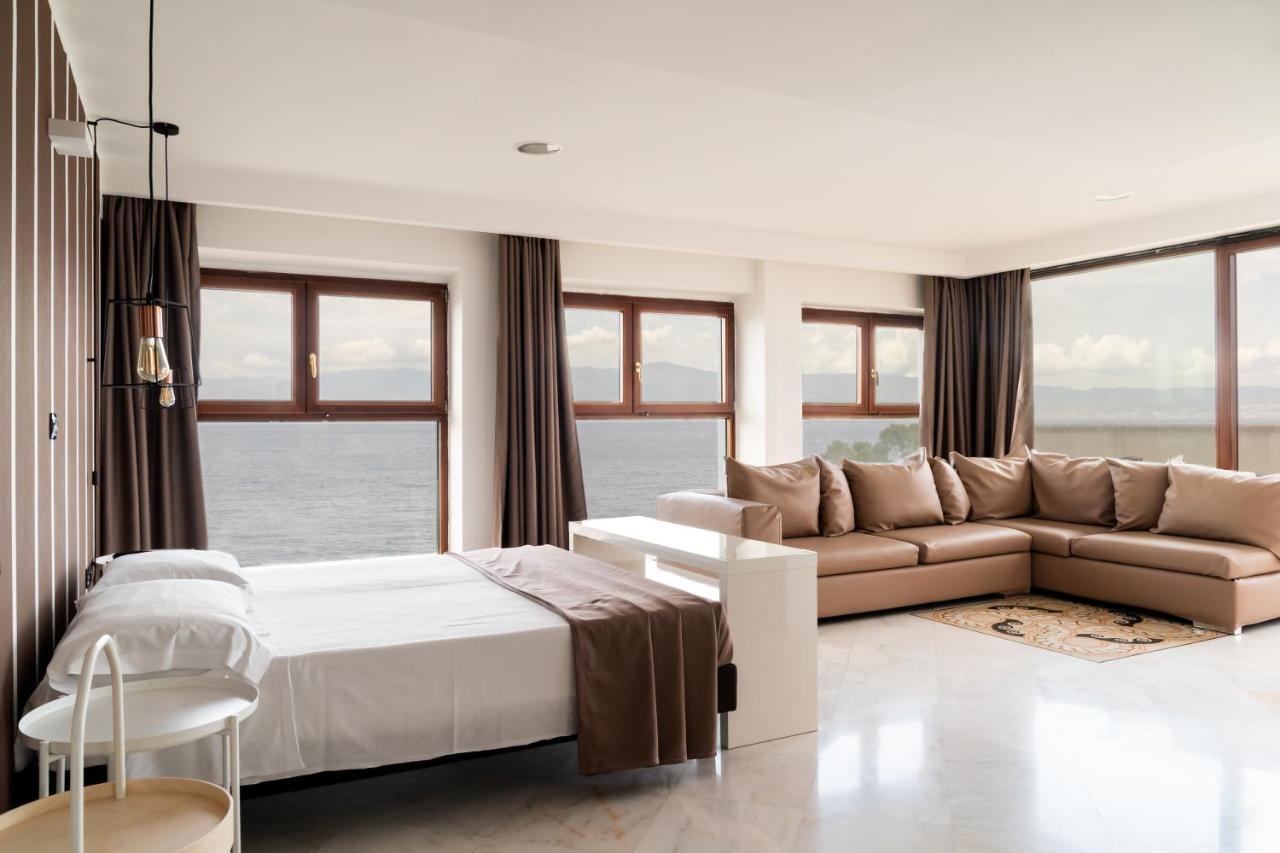 Hotel Continental Реджо ди Калабрия Екстериор снимка